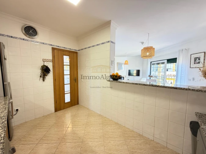 Apartamento T1 para Venda em Guia Foto 14