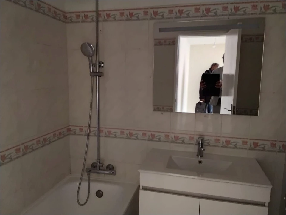 Apartamento T2 para Venda em Algueirão-Mem Martins Foto 7