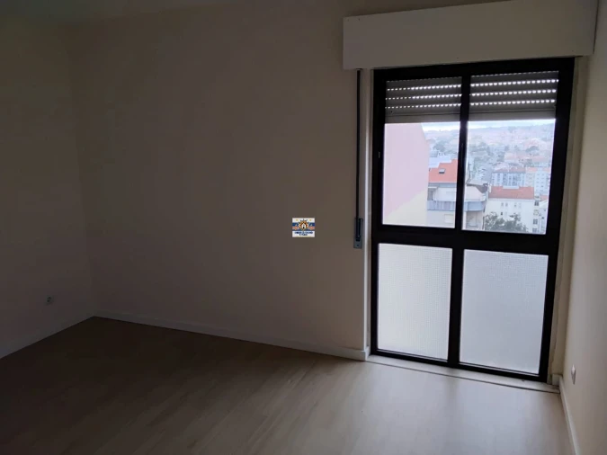 Apartamento T2 para Venda em Algueirão-Mem Martins Foto 14