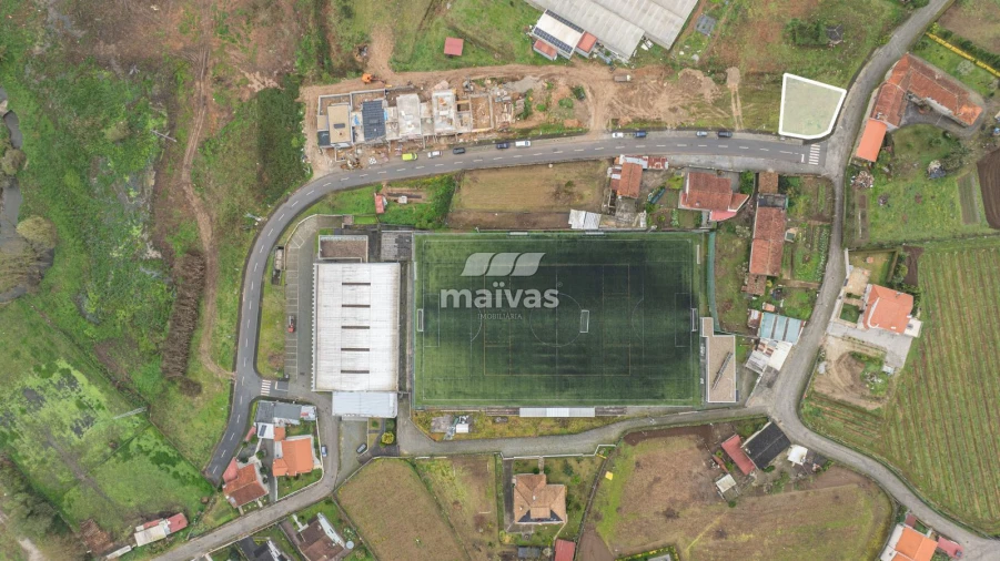 Moradia T3 para Venda em Mire de Tibães Foto 2