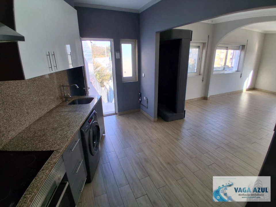 Apartamento T3 para Venda em Gondomar (São Cosme), Valbom e Jovim Foto 3