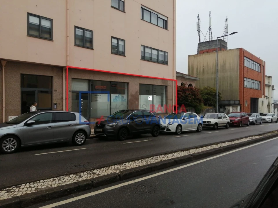 Loja para Venda em São João da Madeira Foto 2