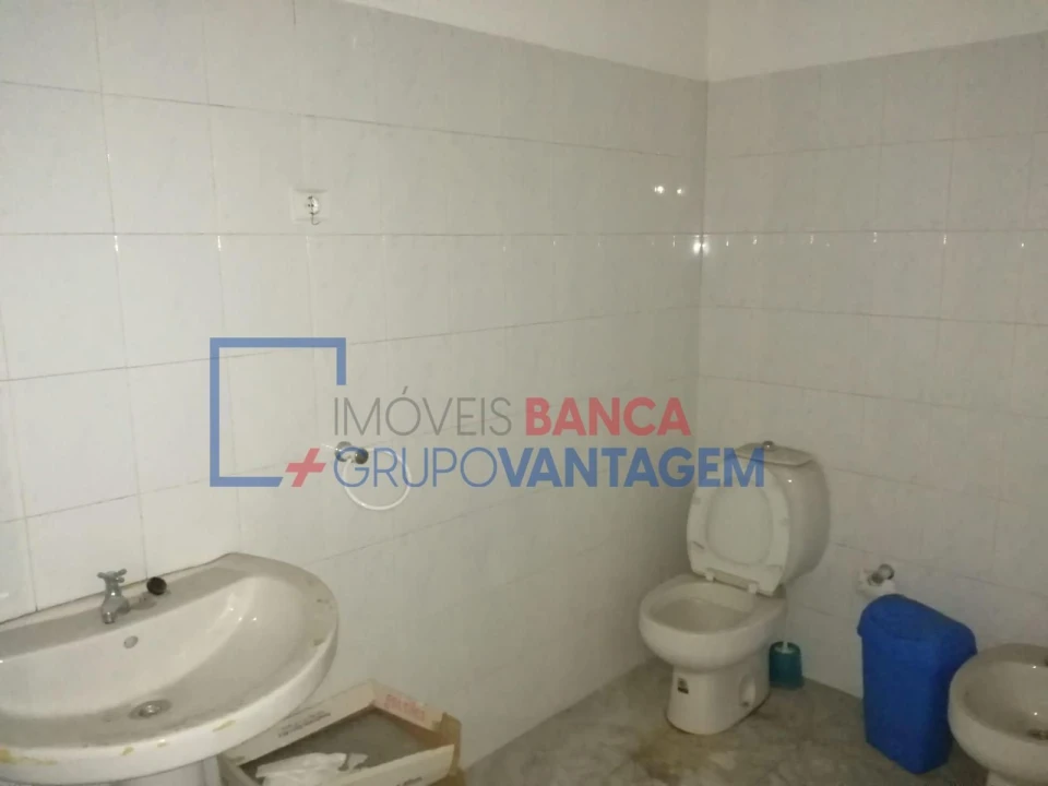 Loja para Venda em São João da Madeira Foto 6