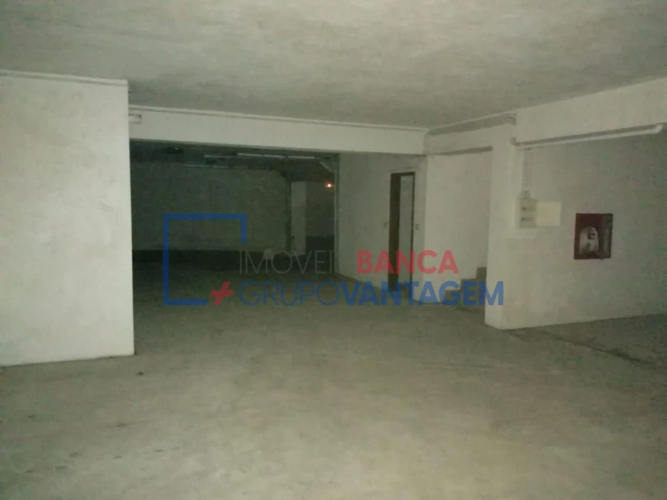 Loja para Venda em São João da Madeira Foto 9