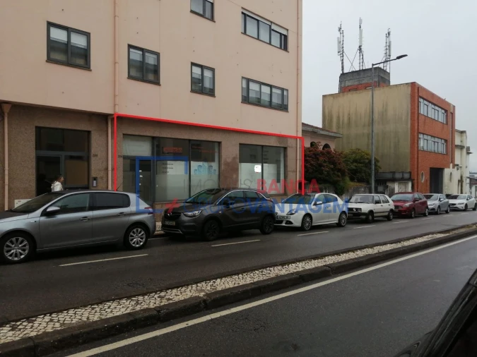 Loja para Venda em São João da Madeira Foto 2