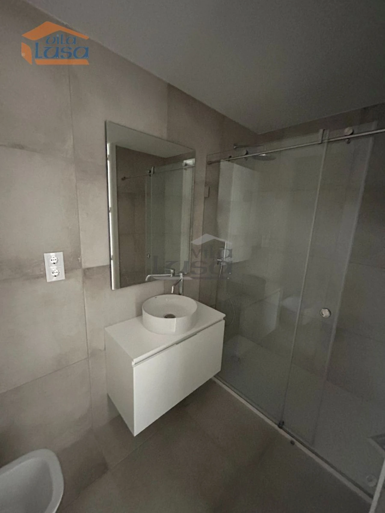 Apartamento T1 para Arrendamento em Paranhos Foto 9