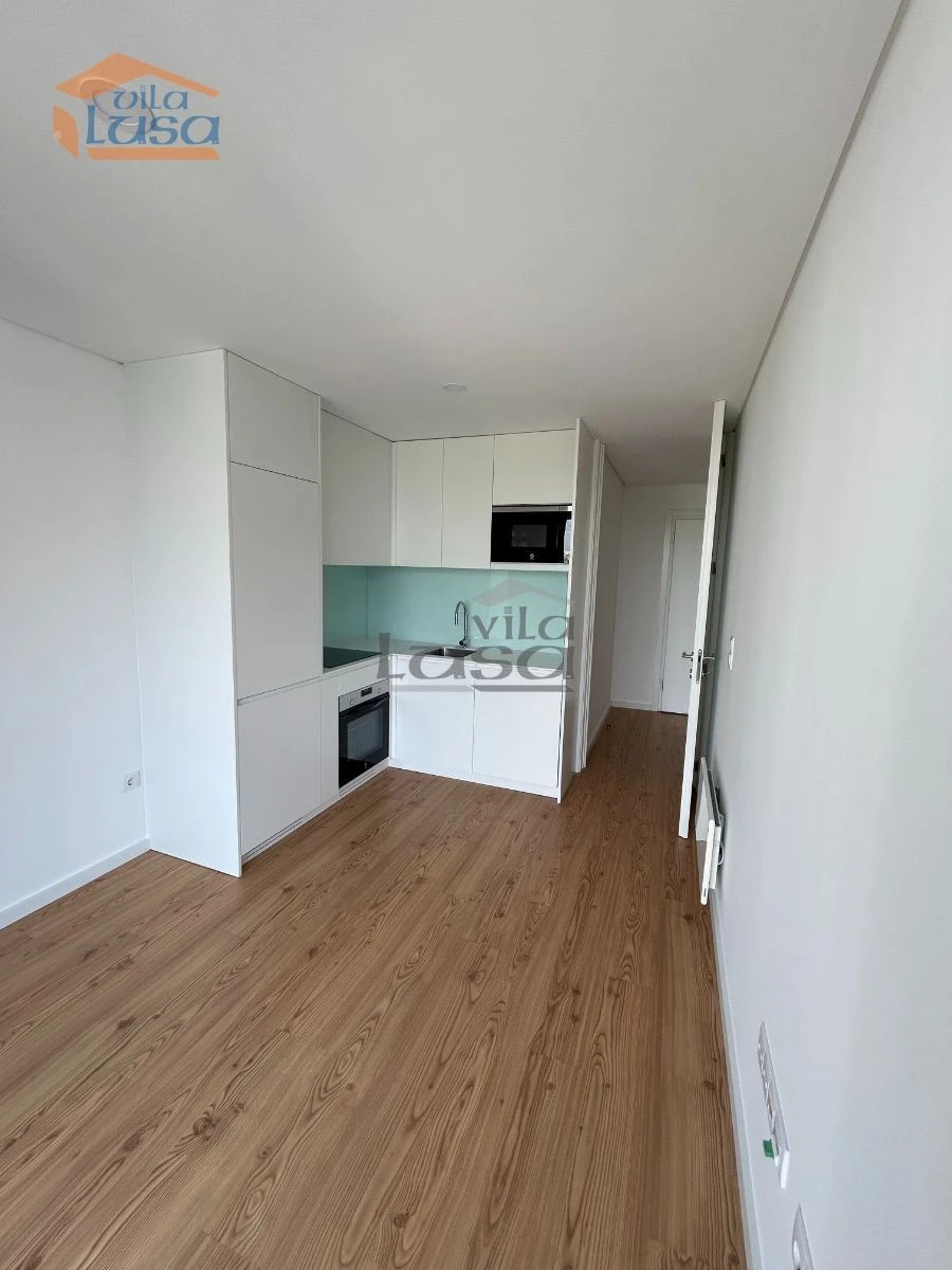 Apartamento T1 para Arrendamento em Paranhos Foto 2