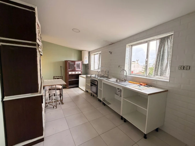 Apartamento T3 para Venda em Santa Marinha e São Pedro da Afurada Foto 2