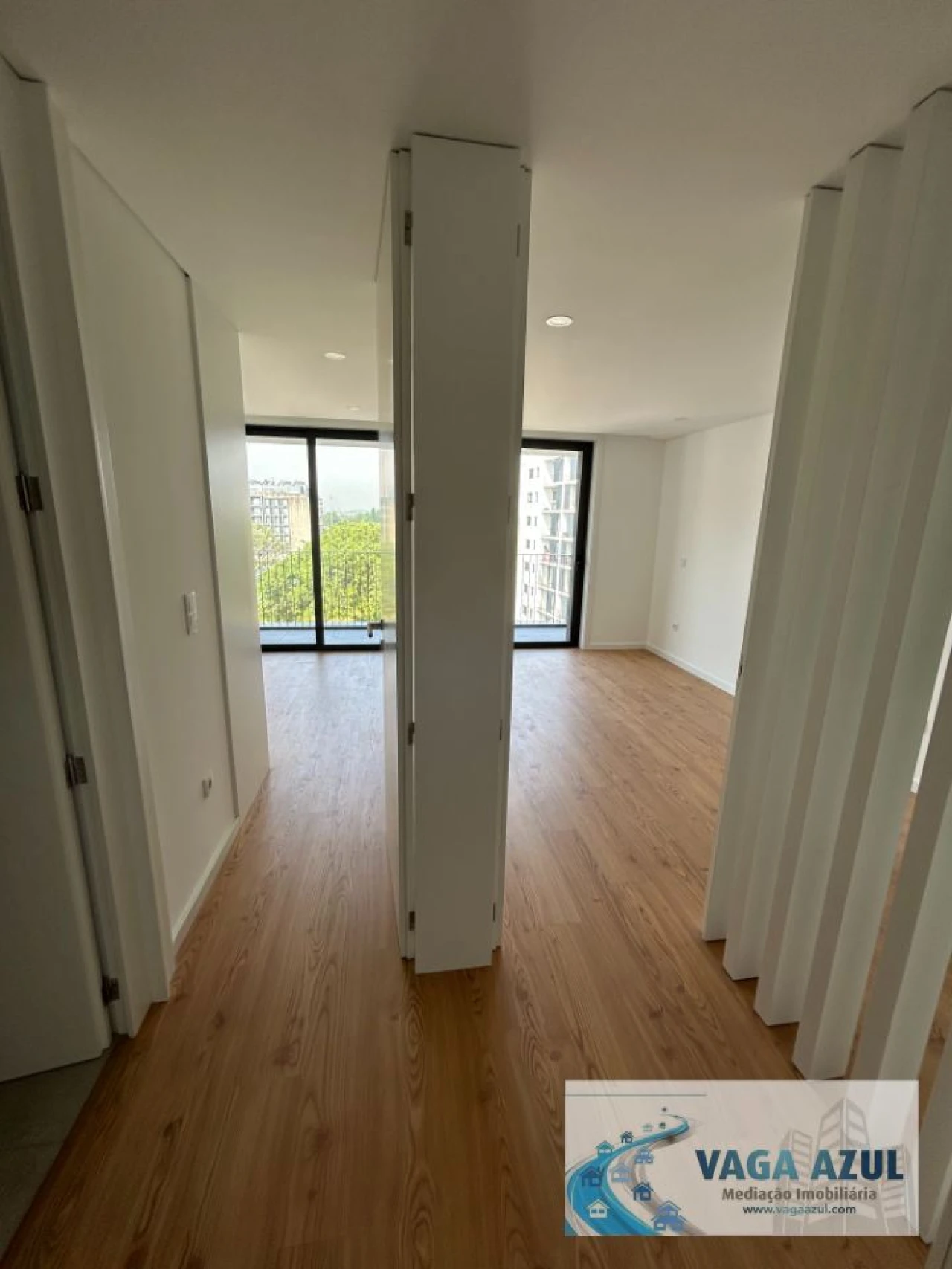 Apartamento T1 para Arrendamento em Paranhos Foto 16