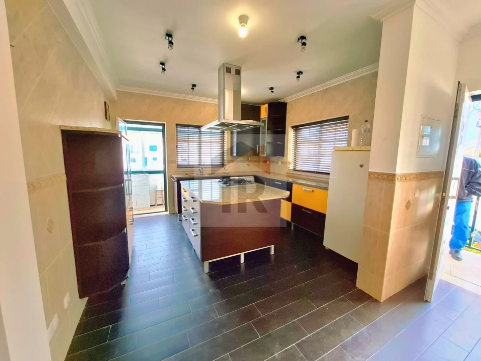 Apartamento T3 para Venda em Foz do Arelho Foto 6