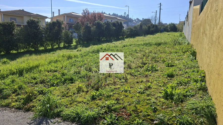 Terreno para Venda em Taveiro, Ameal e Arzila