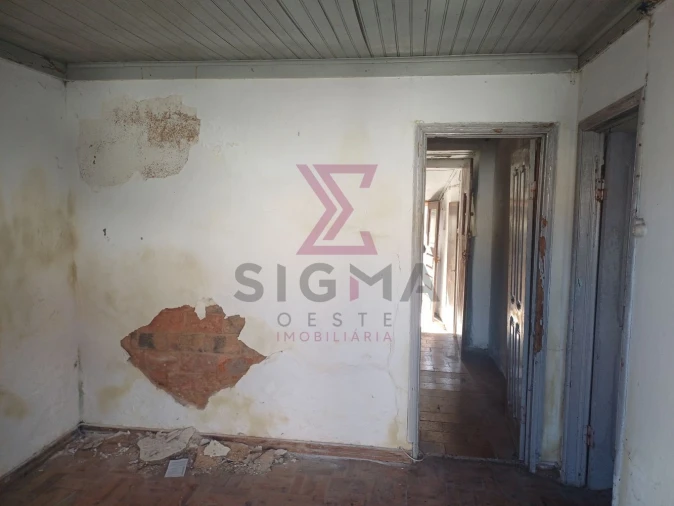 Moradia T2 para Venda em Roliça Foto 8