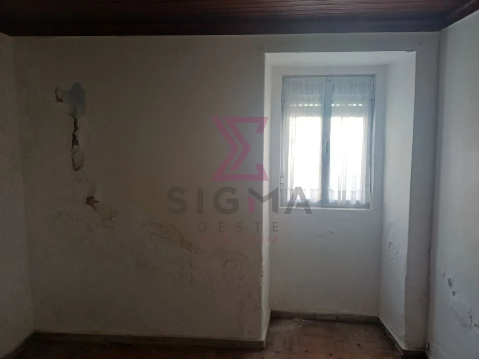 Moradia T2 para Venda em Roliça Foto 10