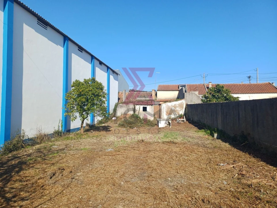 Moradia T2 para Venda em Roliça Foto 1