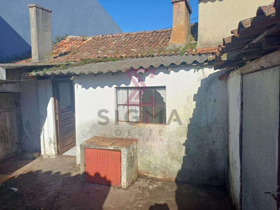 Moradia T2 para Venda em Roliça Foto 13