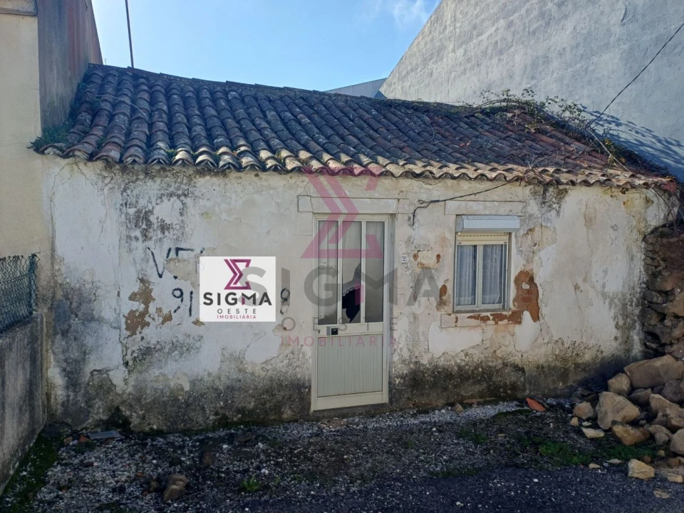 Moradia T2 para Venda em Roliça Foto 3