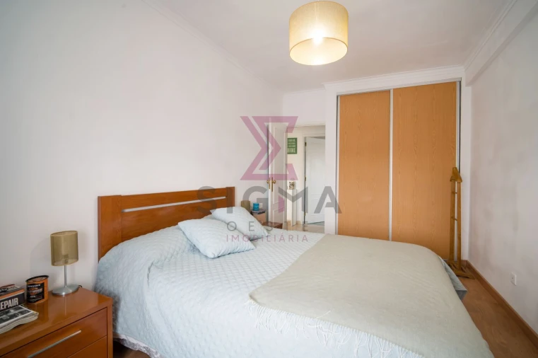 Apartamento T2 para Venda em Cacém e São Marcos Foto 14