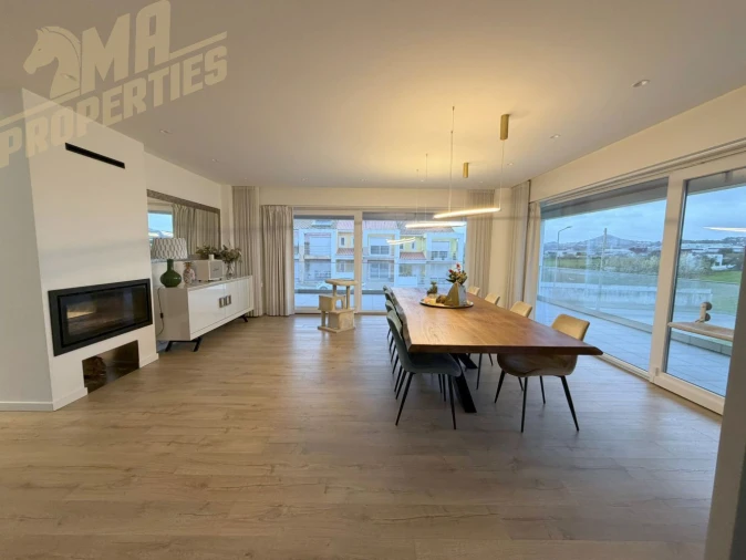 Moradia T5 para Venda em Milharado Foto 3