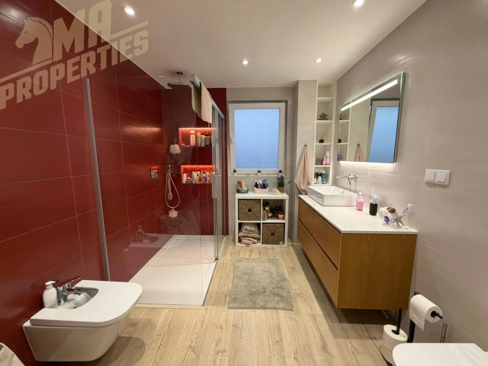 Moradia T5 para Venda em Milharado Foto 23