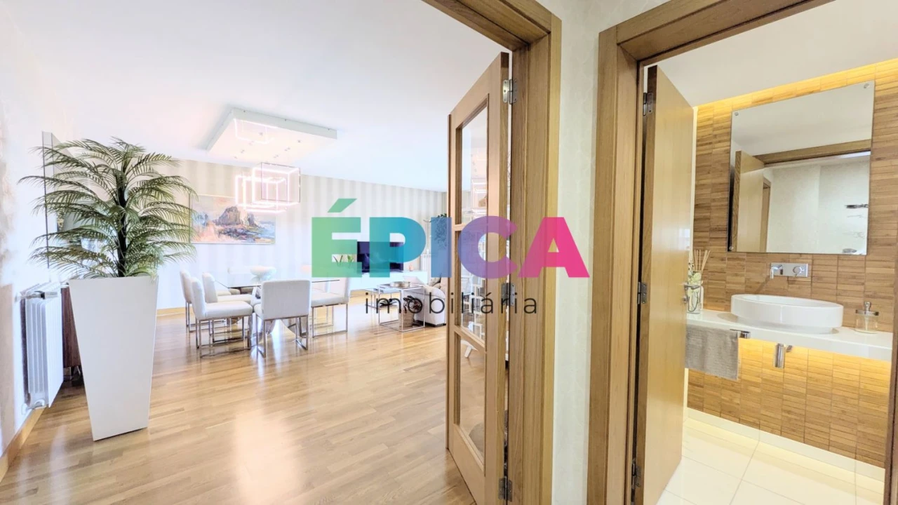 Apartamento T5 para Venda em Lumiar Foto 24