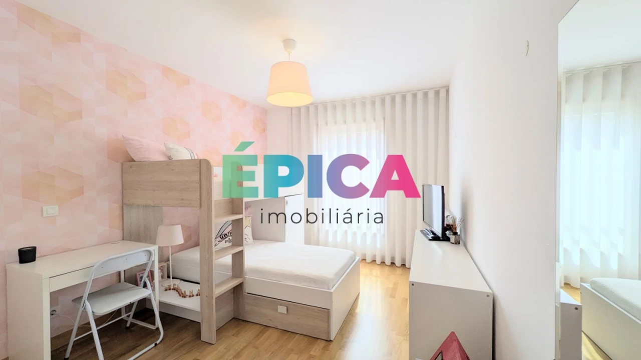 Apartamento T5 para Venda em Lumiar Foto 45