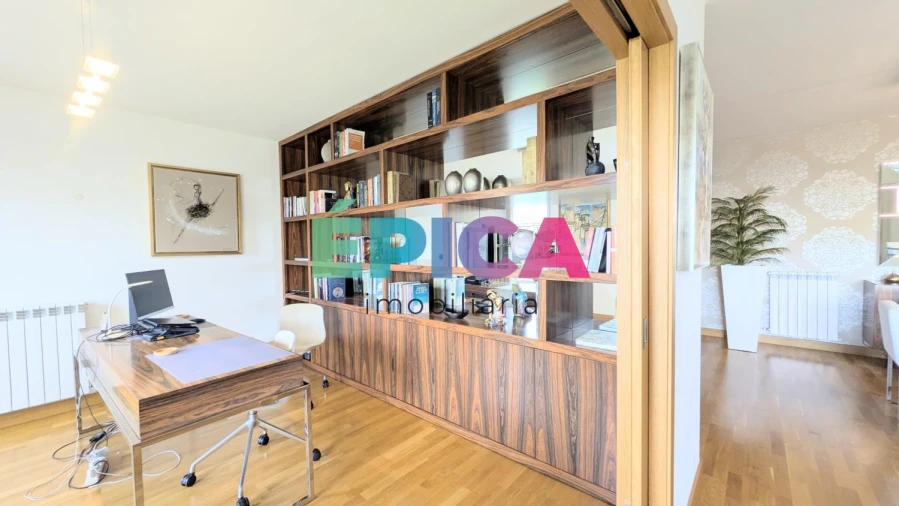 Apartamento T5 para Venda em Lumiar Foto 23