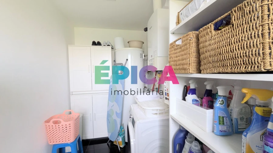 Apartamento T5 para Venda em Lumiar Foto 35