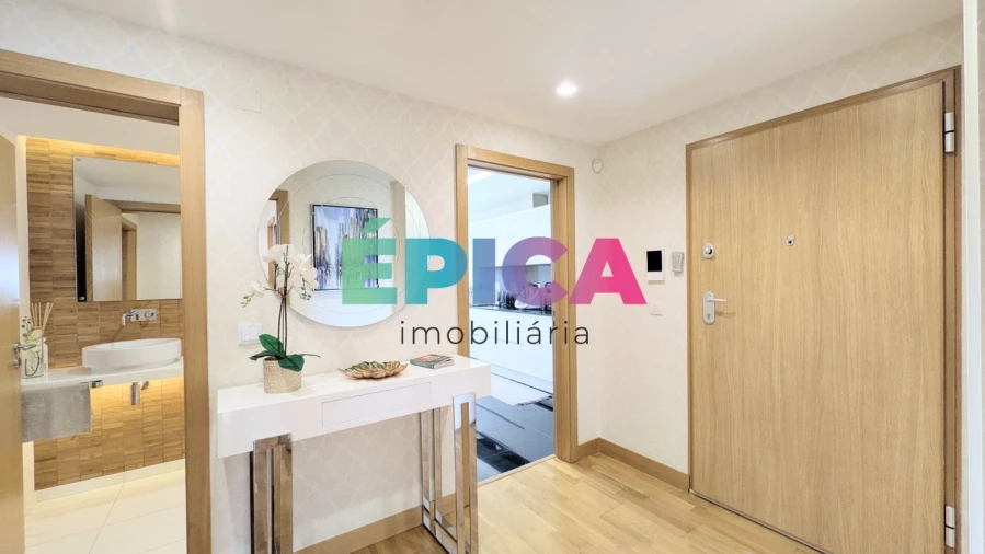 Apartamento T5 para Venda em Lumiar Foto 30