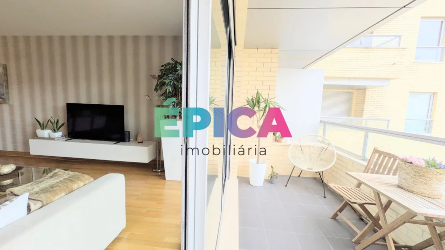 Apartamento T5 para Venda em Lumiar Foto 13