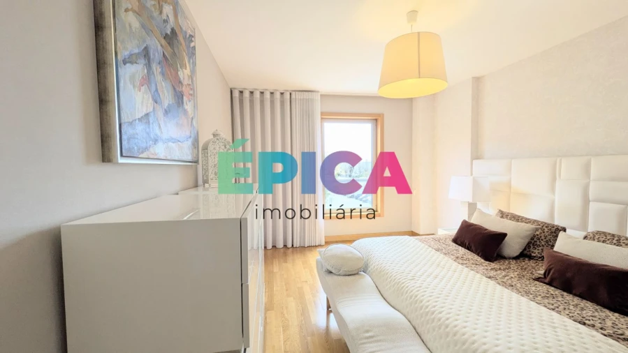 Apartamento T5 para Venda em Lumiar Foto 39