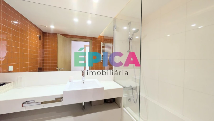 Apartamento T5 para Venda em Lumiar Foto 47