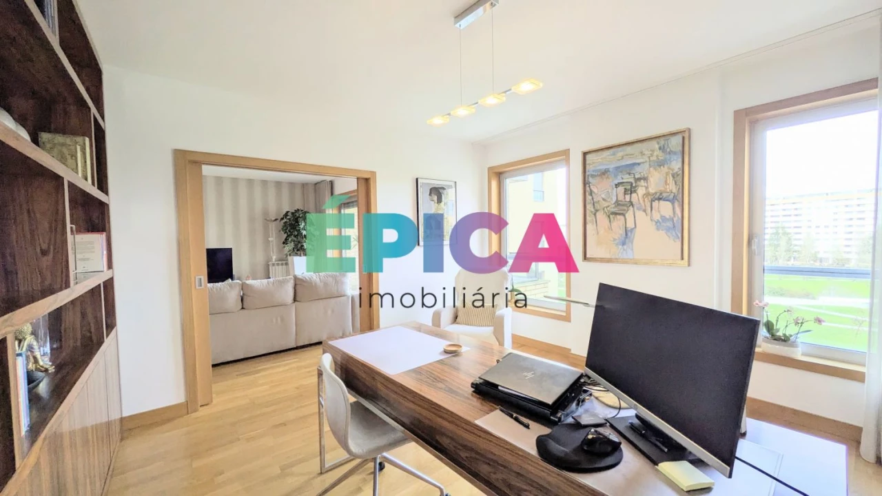 Apartamento T5 para Venda em Lumiar Foto 22