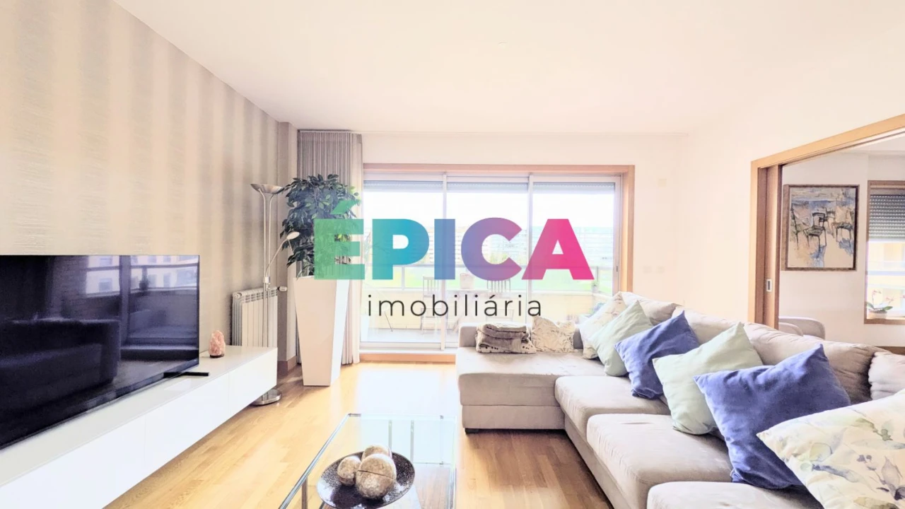 Apartamento T5 para Venda em Lumiar Foto 10