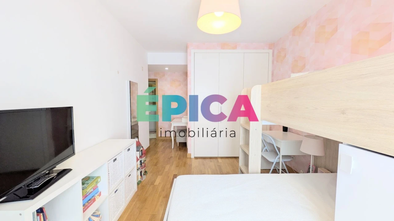 Apartamento T5 para Venda em Lumiar Foto 46