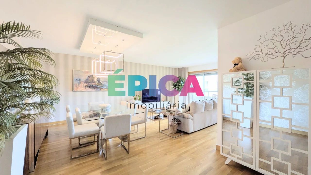 Apartamento T5 para Venda em Lumiar Foto 2