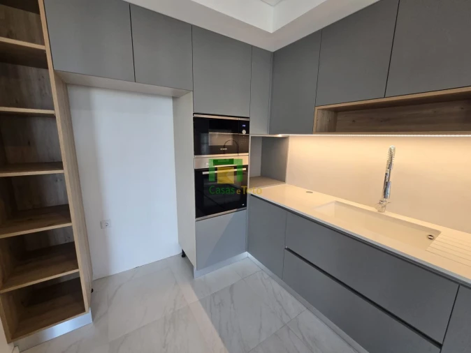 Apartamento T2 para Venda em São Martinho Foto 9