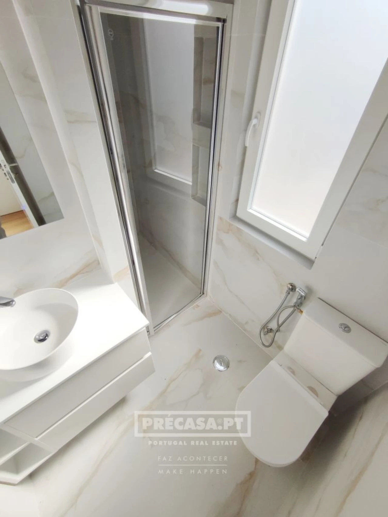 Moradia T3 para Venda em Benfica Foto 92