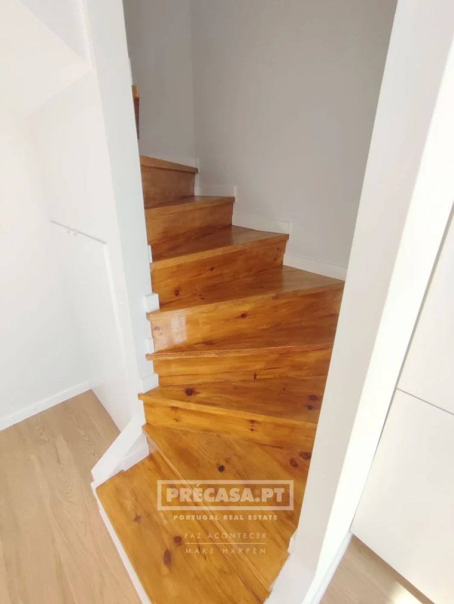 Moradia T3 para Venda em Benfica Foto 58