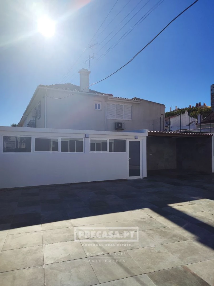 Moradia T3 para Venda em Benfica Foto 14