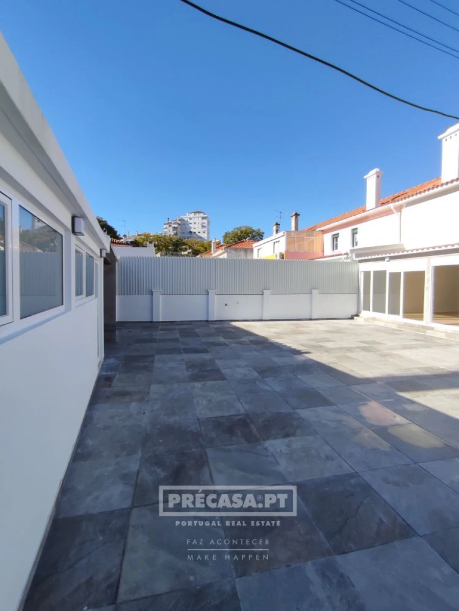 Moradia T3 para Venda em Benfica Foto 16