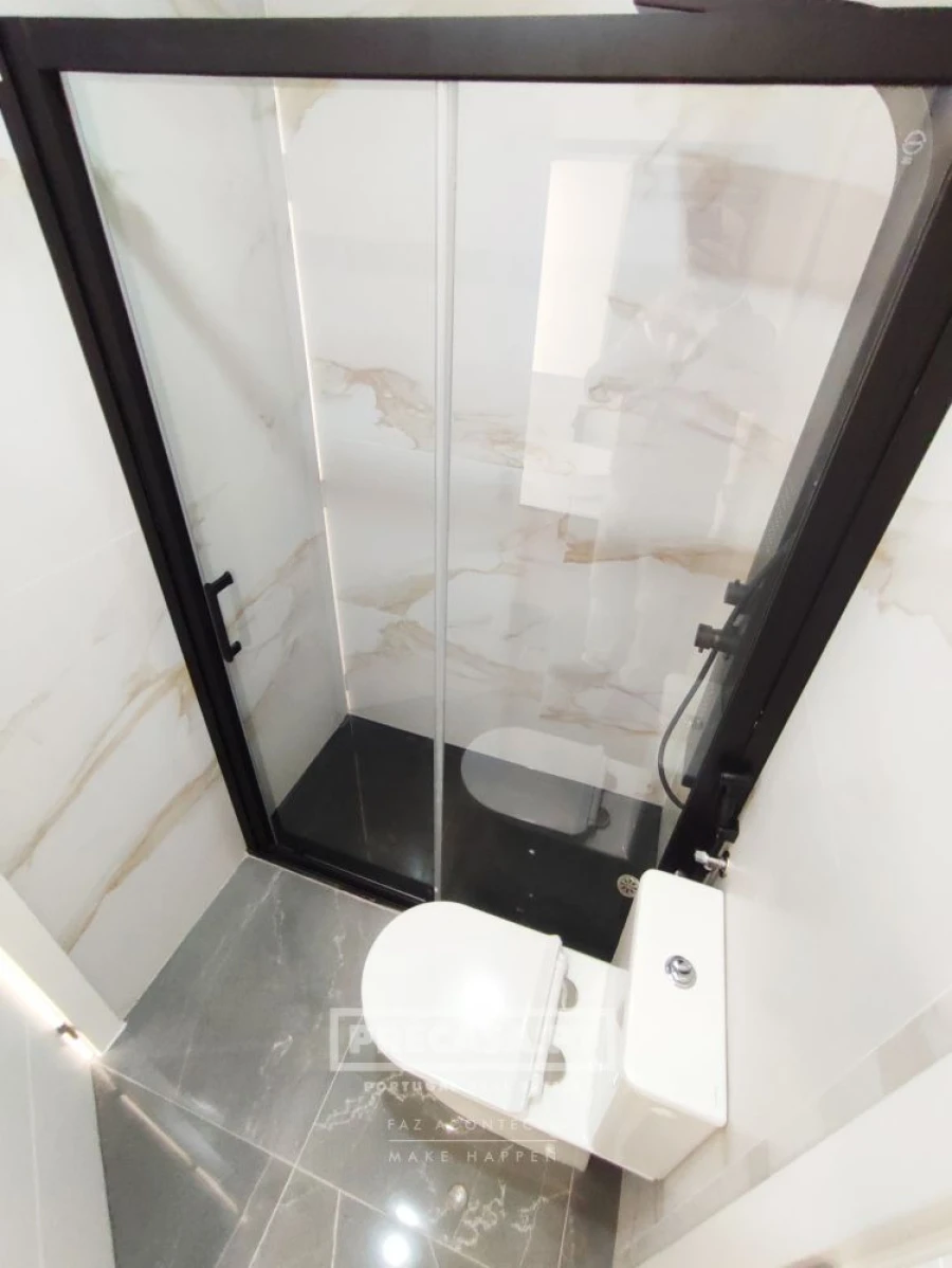 Moradia T3 para Venda em Benfica Foto 44