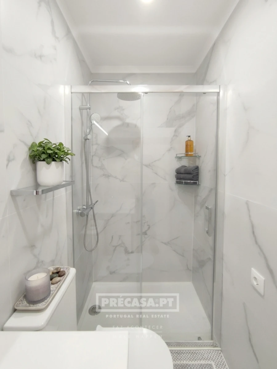 Moradia T3 para Venda em Benfica Foto 83