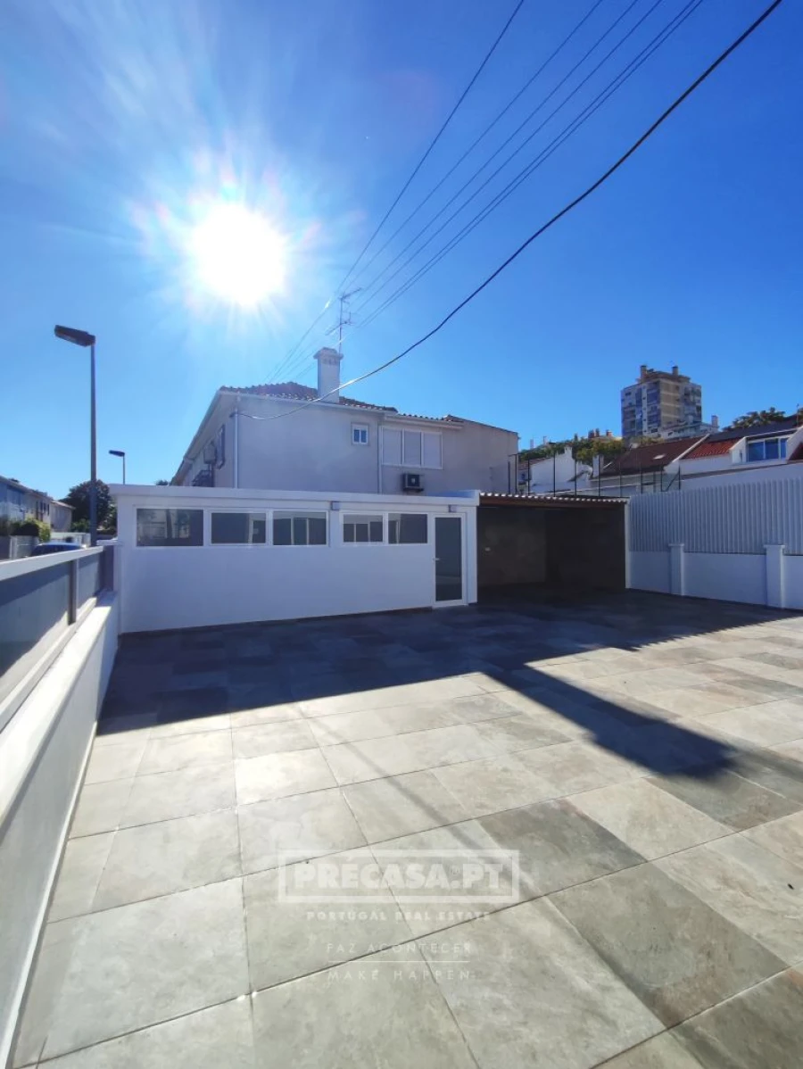 Moradia T3 para Venda em Benfica Foto 12