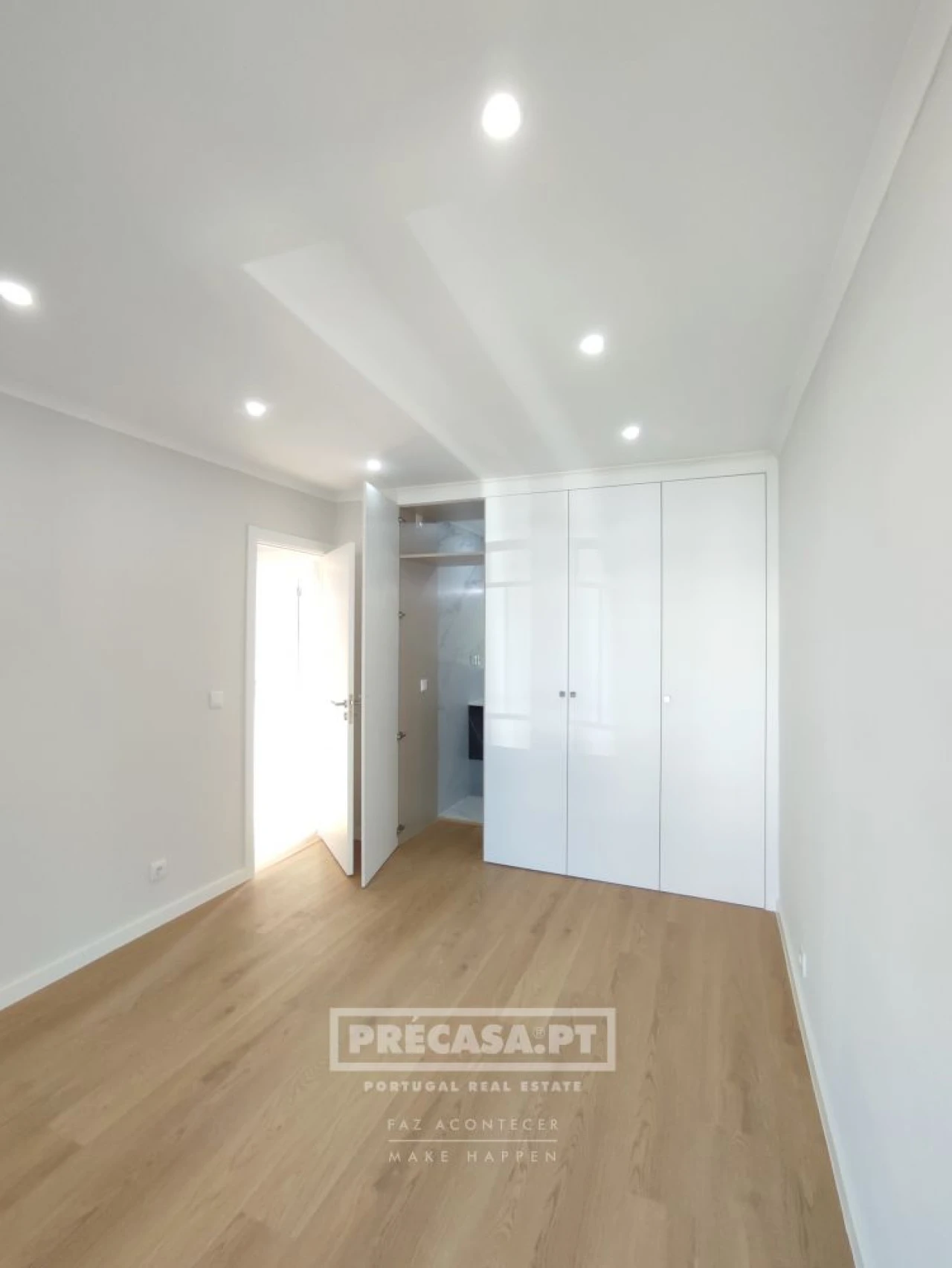 Moradia T3 para Venda em Benfica Foto 76