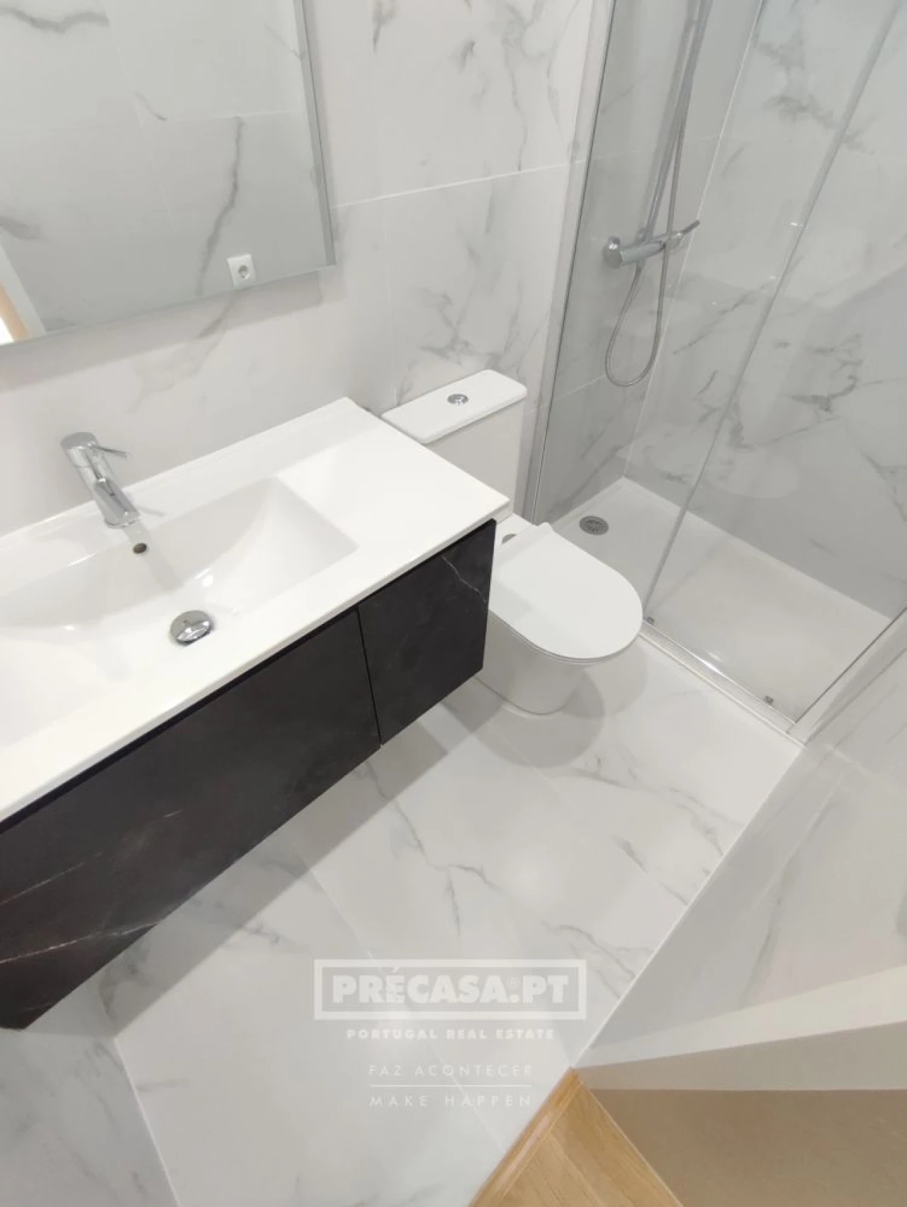 Moradia T3 para Venda em Benfica Foto 80