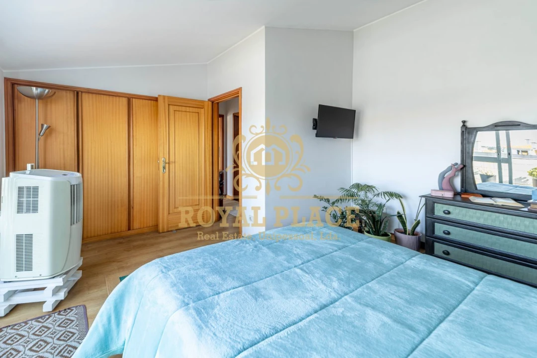 Apartamento T2 para Venda em Mafamude e Vilar do Paraíso Foto 9