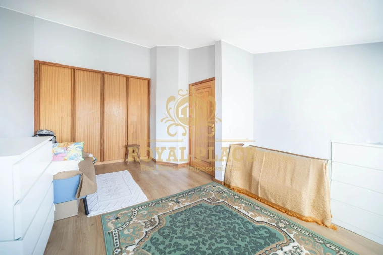 Apartamento T2 para Venda em Mafamude e Vilar do Paraíso Foto 5