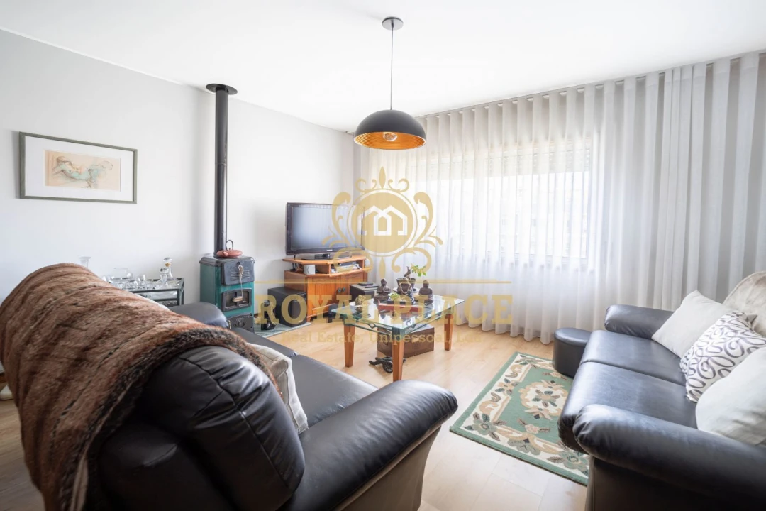 Apartamento T2 para Venda em Mafamude e Vilar do Paraíso Foto 15