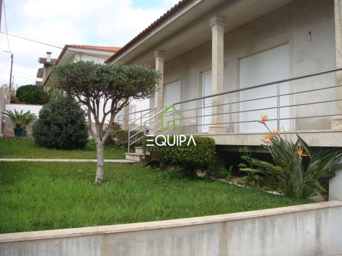 Moradia T3 para Venda em Santo Tirso, Couto (Santa Cristina e São Miguel) e Burgães Foto 8