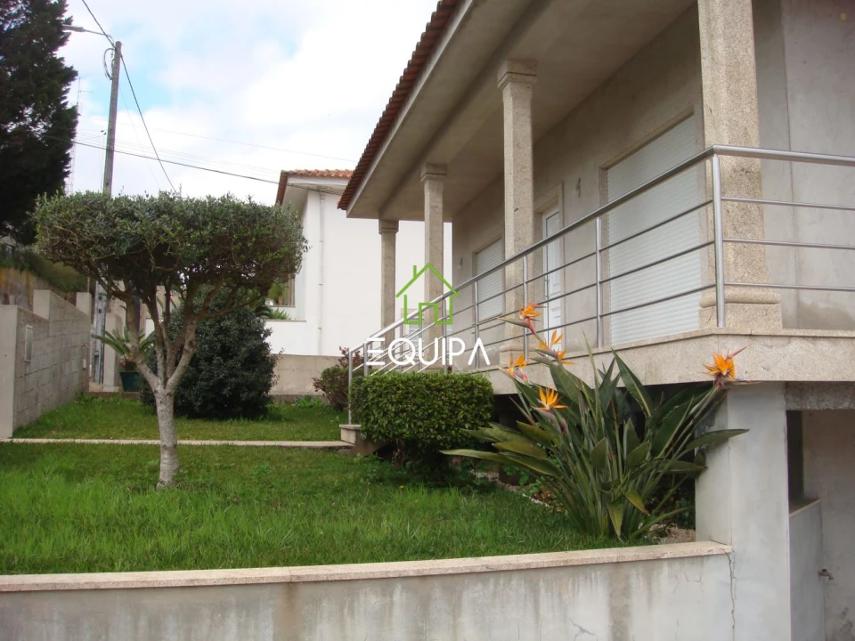 Moradia T3 para Venda em Santo Tirso, Couto (Santa Cristina e São Miguel) e Burgães Foto 7